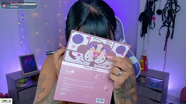 Snapshot of Miss_scarllet_ chatting on 10, 7, 2026 Miss scarllet online show from 10, 7, 2026