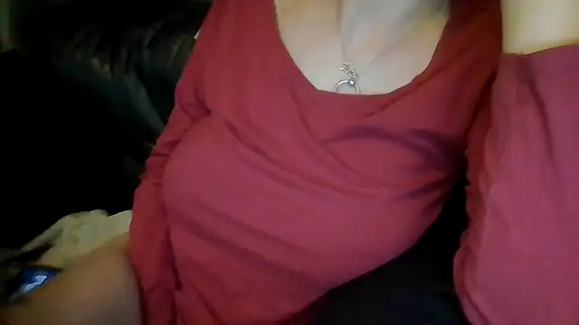 indie-rayne online show from 12, 4, 2026