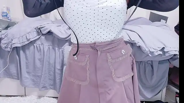  chanMOMO  online show from 15, 9, 2025