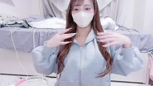  chanMOMO  online show from 7, 10, 2025