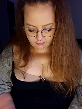 Snapshot of _Julie_x chatting on 20, 12, 2024 Julie x online show from 20, 12, 2024