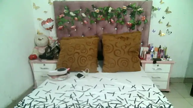 Snapshot of ValeriaTsx chatting on 20, 10, 2025 ValeriaTsx online show from 20, 10, 2025