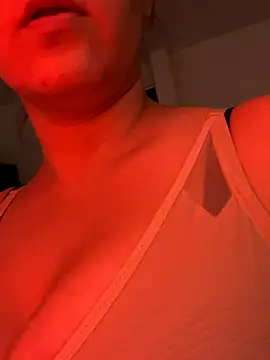 Snapshot of lolitalamasbonita01 chatting on 18, 9, 2025 lolitalamasbonita01 online show from 18, 9, 2025