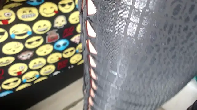 Kazsandraa online show from 1, 11, 2025