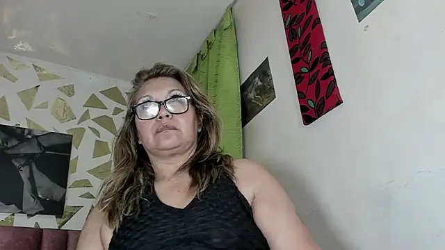 Kazsandraa online show from 8, 1, 2026