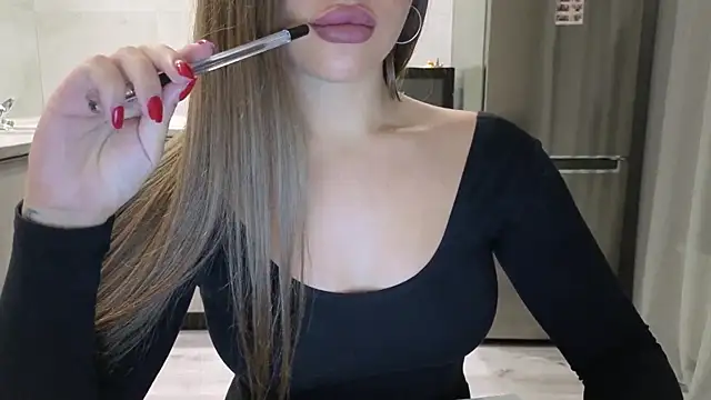 Snapshot of Cinderella____ chatting on 27, 9, 2025 Cinderella     online show from 27, 9, 2025