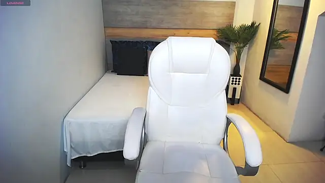 liseth fox online show from 26, 2, 2025