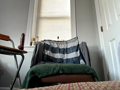 Snapshot of ChiRaqb8 chatting on 28, 9, 2025 ChiRaqb8 online show from 28, 9, 2025