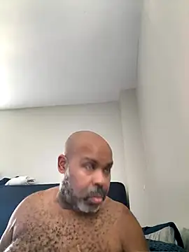 Snapshot of ChiRaqb8 chatting on 29, 9, 2025 ChiRaqb8 online show from 29, 9, 2025