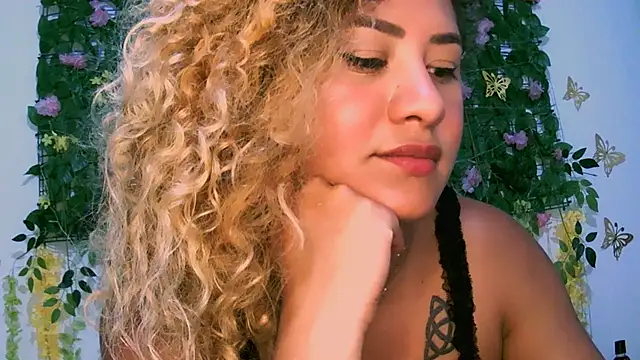 Crysrus online show from 17, 1, 2025