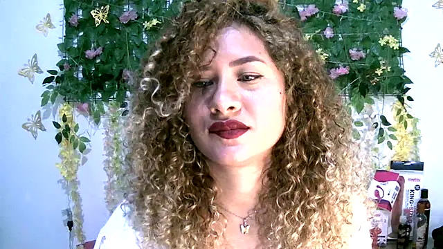 Snapshot of Crysrus chatting on 22, 2, 2026 Crysrus online show from 22, 2, 2026