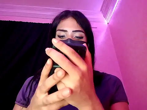 Snapshot of ---sophia--- chatting on 3, 10, 2025 ---sophia--- online show from 3, 10, 2025