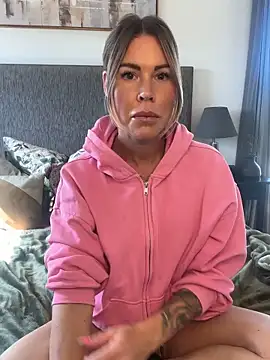 Snapshot of Lara_Bergmann chatting on 12, 4, 2026 Lara Bergmann online show from 12, 4, 2026