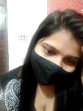 Snapshot of Hotty-simran chatting on 3, 3, 2025 Hotty-simran online show from 3, 3, 2025