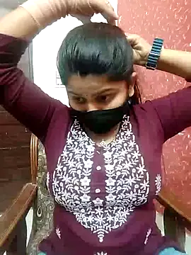 Snapshot of Hotty-simran chatting on 6, 3, 2025 Hotty-simran online show from 6, 3, 2025
