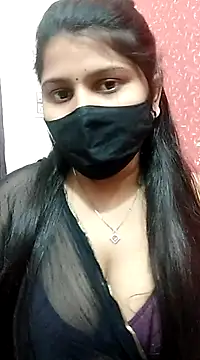 Snapshot of Hotty-simran chatting on 8, 3, 2025 Hotty-simran online show from 8, 3, 2025