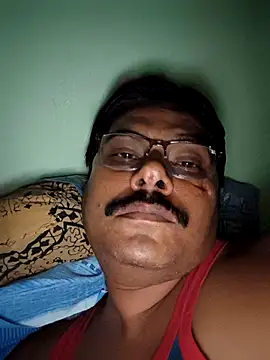 Snapshot of Srmotrs chatting on 3, 5, 2026 Srmotrs online show from 3, 5, 2026