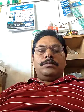 Snapshot of Srmotrs chatting on 8, 5, 2026 Srmotrs online show from 8, 5, 2026