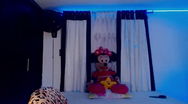 Snapshot of touchm_cockhard chatting on 3, 1, 2025 touchm cockhard online show from 3, 1, 2025