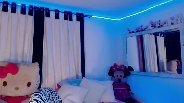 Snapshot of touchm_cockhard chatting on 13, 3, 2025 touchm cockhard online show from 13, 3, 2025