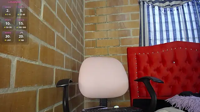 Snapshot of sharol_espitia chatting on 1, 3, 2025 sharol espitia online show from 1, 3, 2025