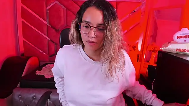 Olivia Fox69 online show from 4, 2, 2026