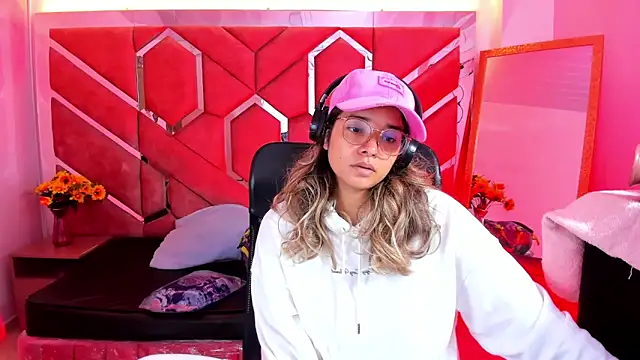 Olivia Fox69 online show from 28, 5, 2026