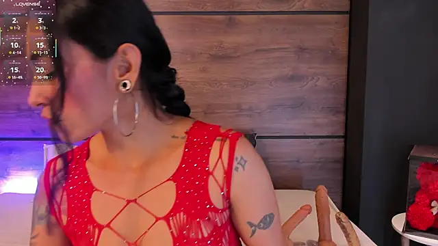 Leamonroe   online show from 24, 6, 2026