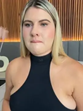 EmiilyAdams  online show from 18, 1, 2026