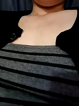 Snapshot of Sexy_ass1313 chatting on 6, 11, 2025 Sexy ass1313 online show from 6, 11, 2025