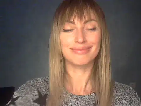 Snapshot of EffectMaya chatting on 11, 2, 2026 EffectMaya online show from 11, 2, 2026