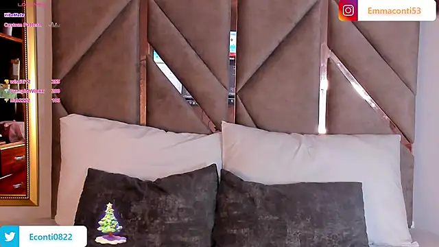 Snapshot of Emma-Conti chatting on 28, 12, 2024 Emma-Conti online show from 28, 12, 2024