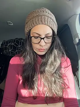 BeautifulMesss online show from 15, 12, 2025