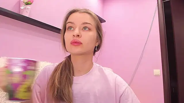 MalloryWest online show from 21, 3, 2026