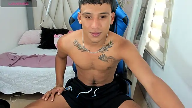 Backsex boy online show from 20, 12, 2024