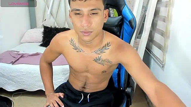 Backsex boy online show from 20, 12, 2024