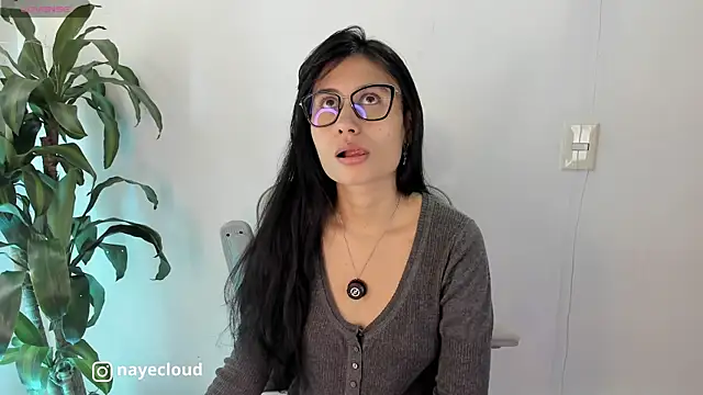 NayeCloud online show from 14, 5, 2026