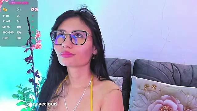 NayeCloud online show from 18, 6, 2026