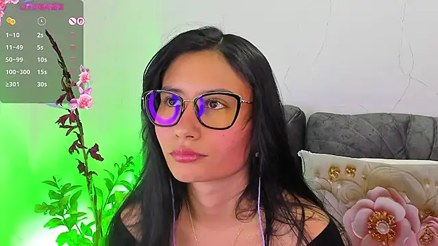 NayeCloud online show from 29, 6, 2026