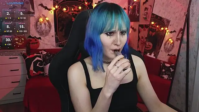 Snapshot of little_Elika chatting on 16, 10, 2025 little Elika online show from 16, 10, 2025