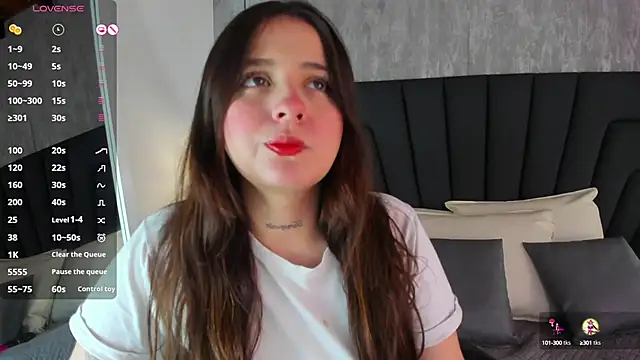 Sabrina Lennox online show from 27, 2, 2025