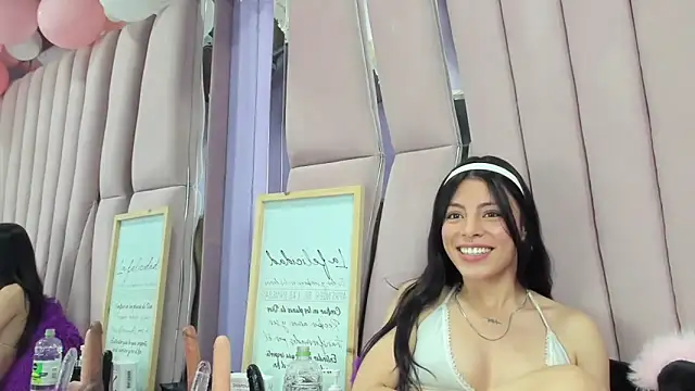 Sasha Petitte online show from 30, 9, 2025