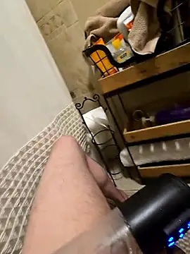 Snapshot of dadyyD95 chatting on 5, 12, 2024 dadyyD95 online show from 5, 12, 2024