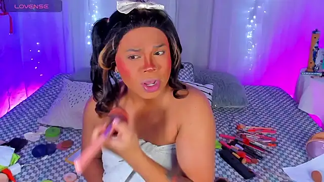 CuteRomi online show from 29, 12, 2024