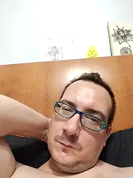 Snapshot of poly0086 chatting on 12, 9, 2025 poly0086 online show from 12, 9, 2025