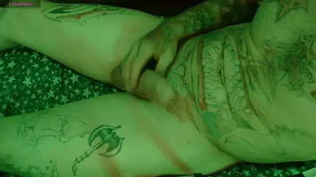 Snapshot of TheOneYouLove69 chatting on 13, 10, 2025 TheOneYouLove69 online show from 13, 10, 2025