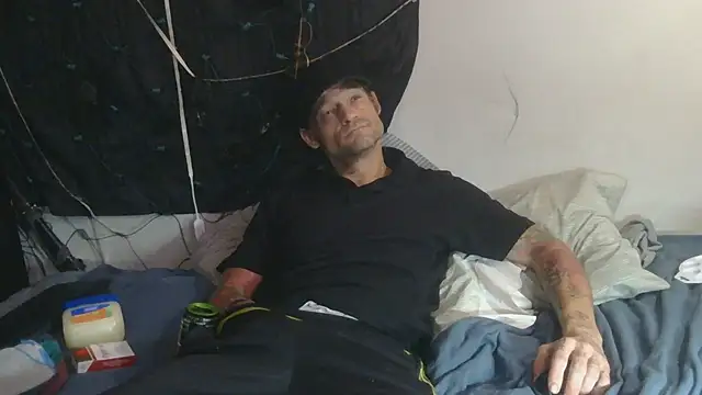 Snapshot of TheOneYouLove69 chatting on 14, 10, 2025 TheOneYouLove69 online show from 14, 10, 2025