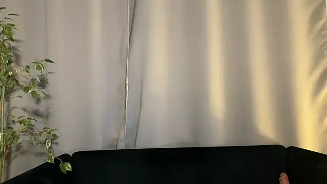 Snapshot of weshycouple chatting on 2, 2, 2025 weshycouple online show from 2, 2, 2025