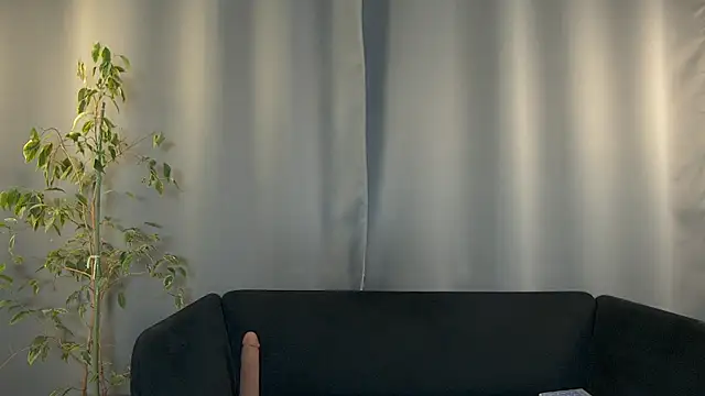 Snapshot of weshycouple chatting on 15, 3, 2025 weshycouple online show from 15, 3, 2025