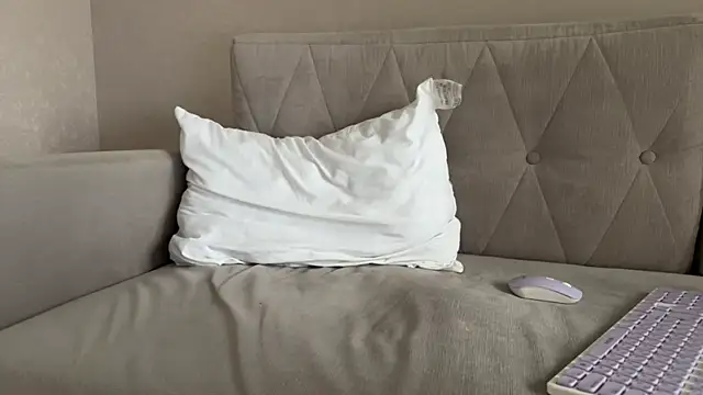 weshycouple online show from 3, 5, 2026